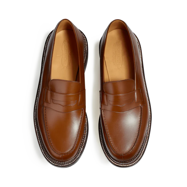 أحذية رجالية أنيقة من الجلد الطبيعي